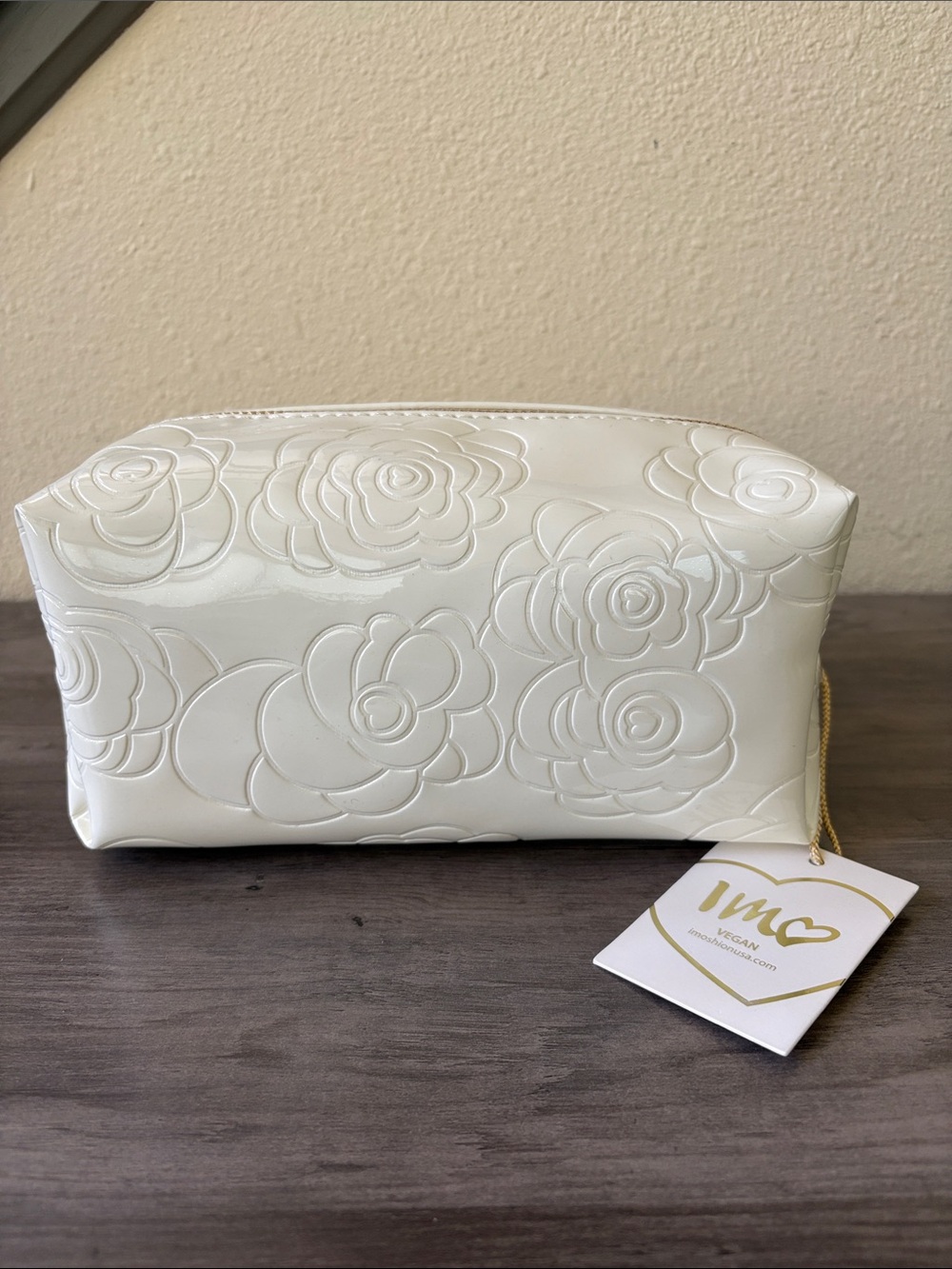 Imoshion NWT Vegan Off White Cosmetic Bag with Gold Toned Zipper